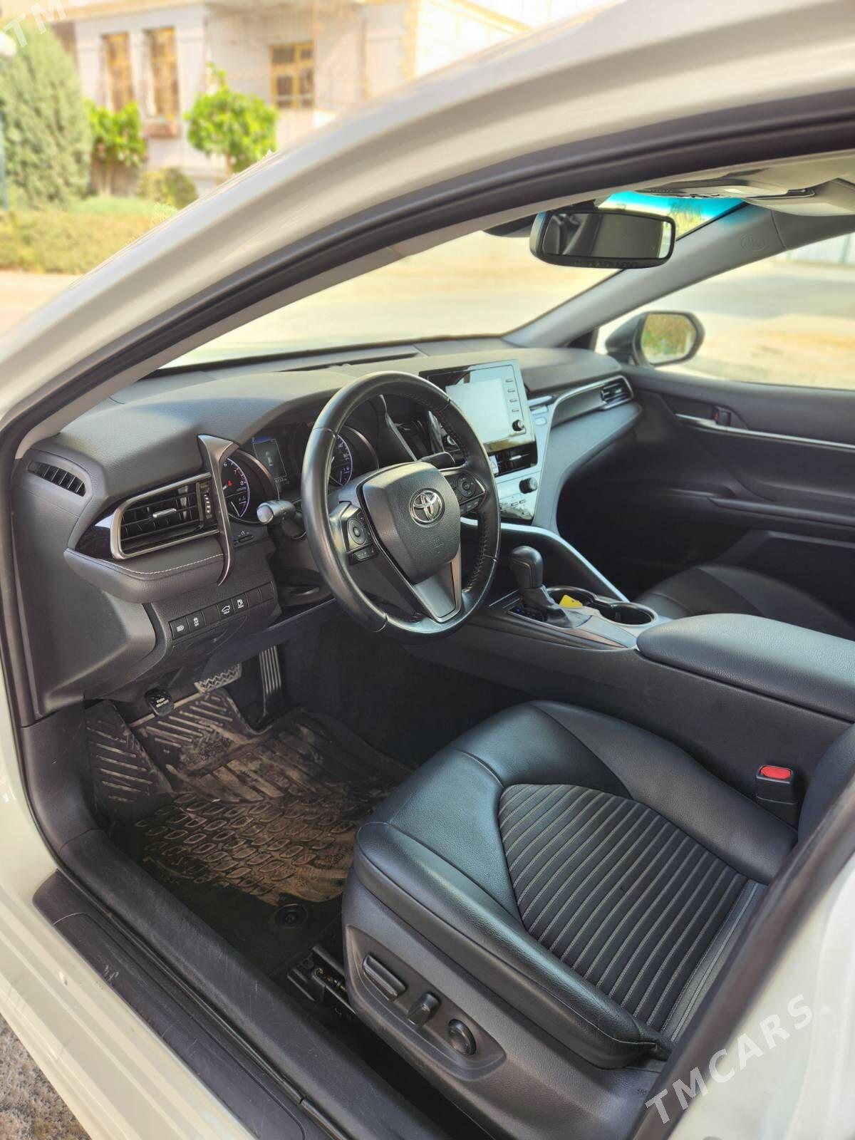 Toyota Camry 2021 - 420 000 TMT - Aşgabat - img 9