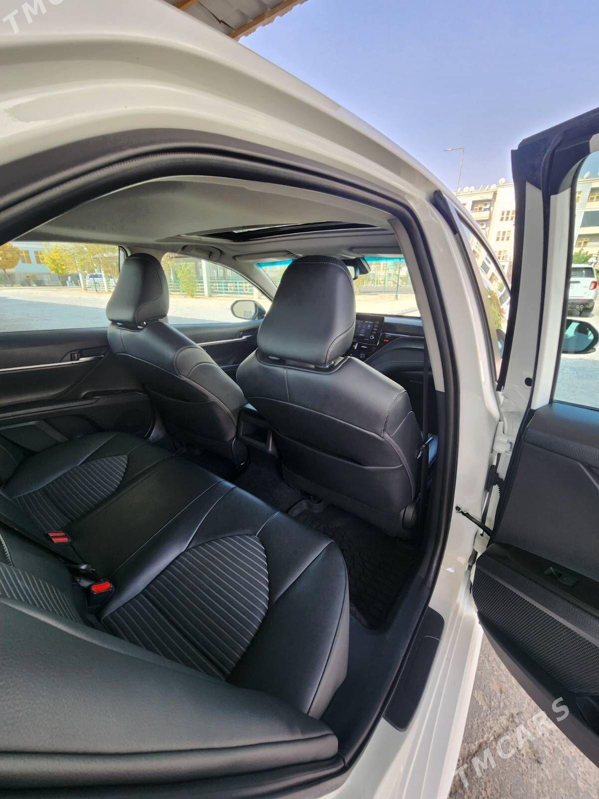 Toyota Camry 2021 - 420 000 TMT - Aşgabat - img 8