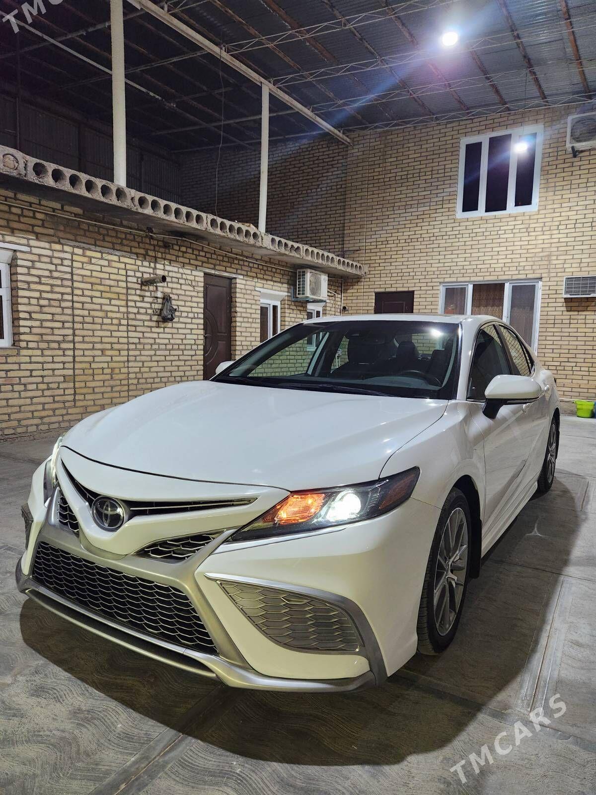 Toyota Camry 2021 - 420 000 TMT - Aşgabat - img 1