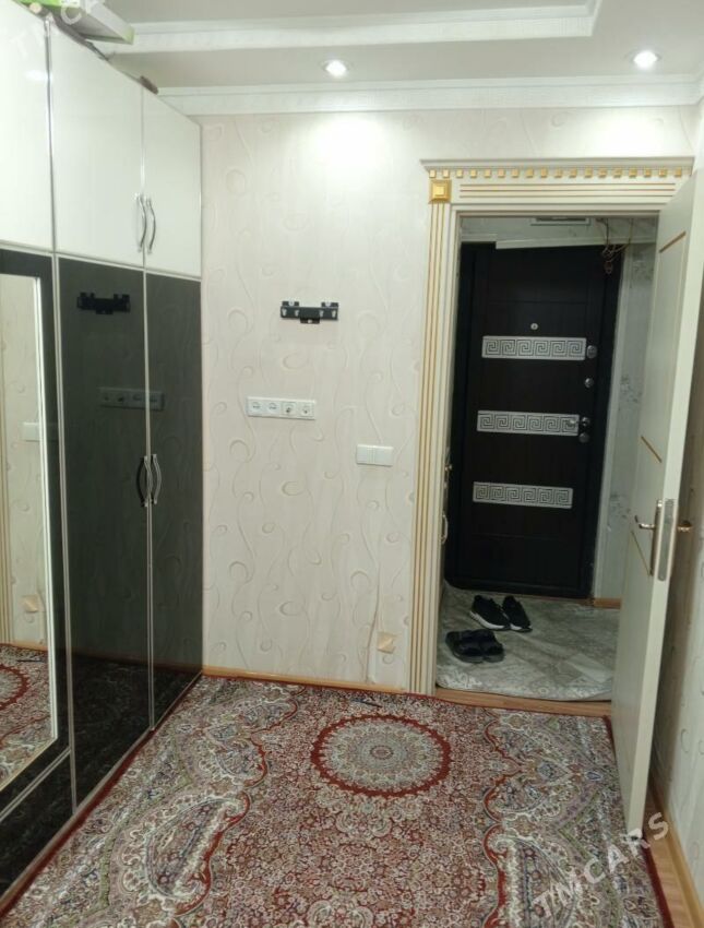 11 МКР 2КОМ 3ЭТАЖ С РЕМОНТОМ️️ - 11 мкр - img 1