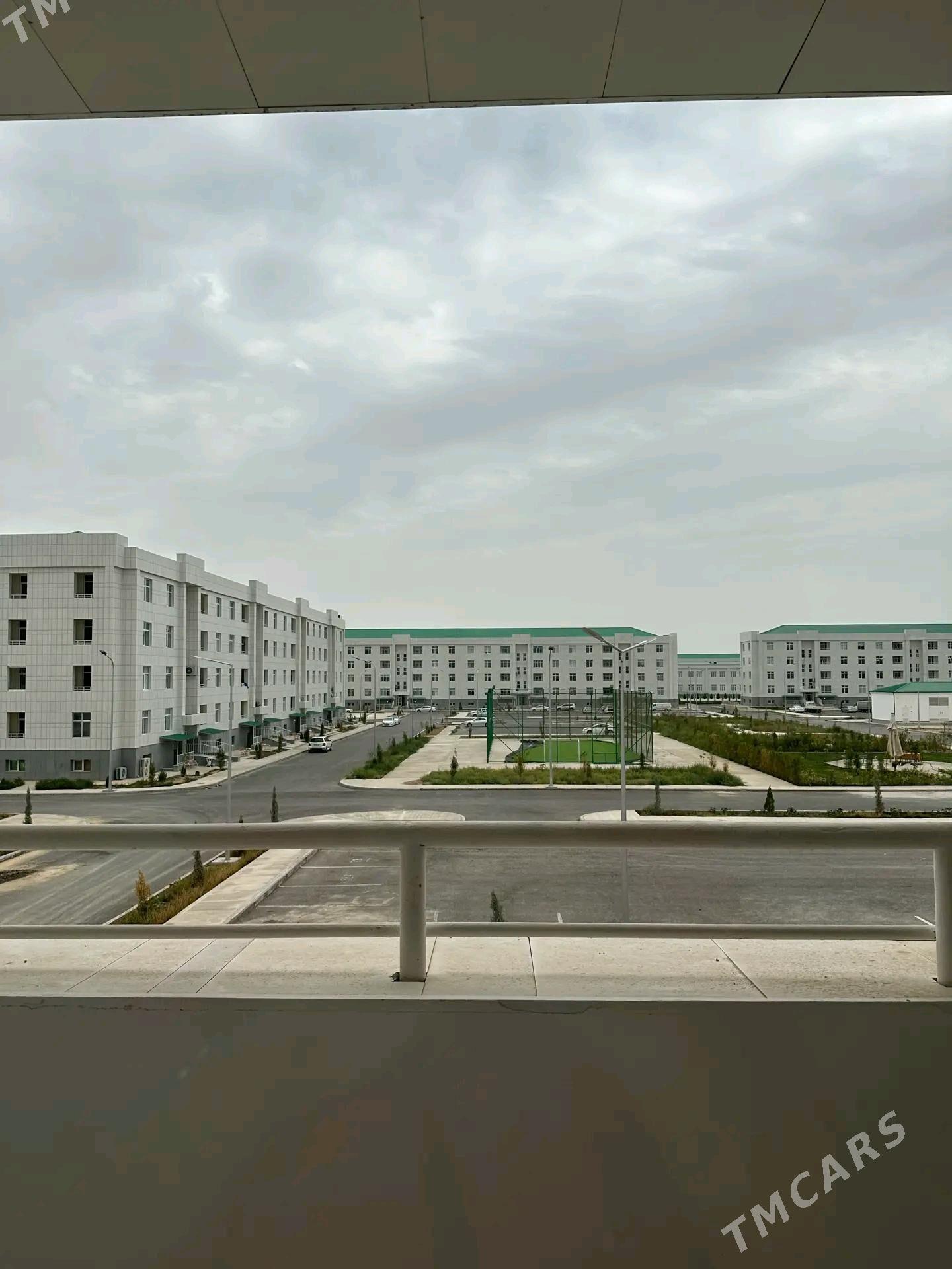 GURTLY EYESIN 2-KOM GYSSAGLY - Aşgabat - img 3