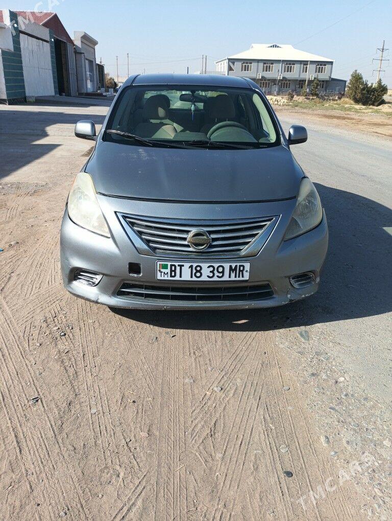 Nissan Versa 2011 - 95 000 TMT - Ýolöten - img 3