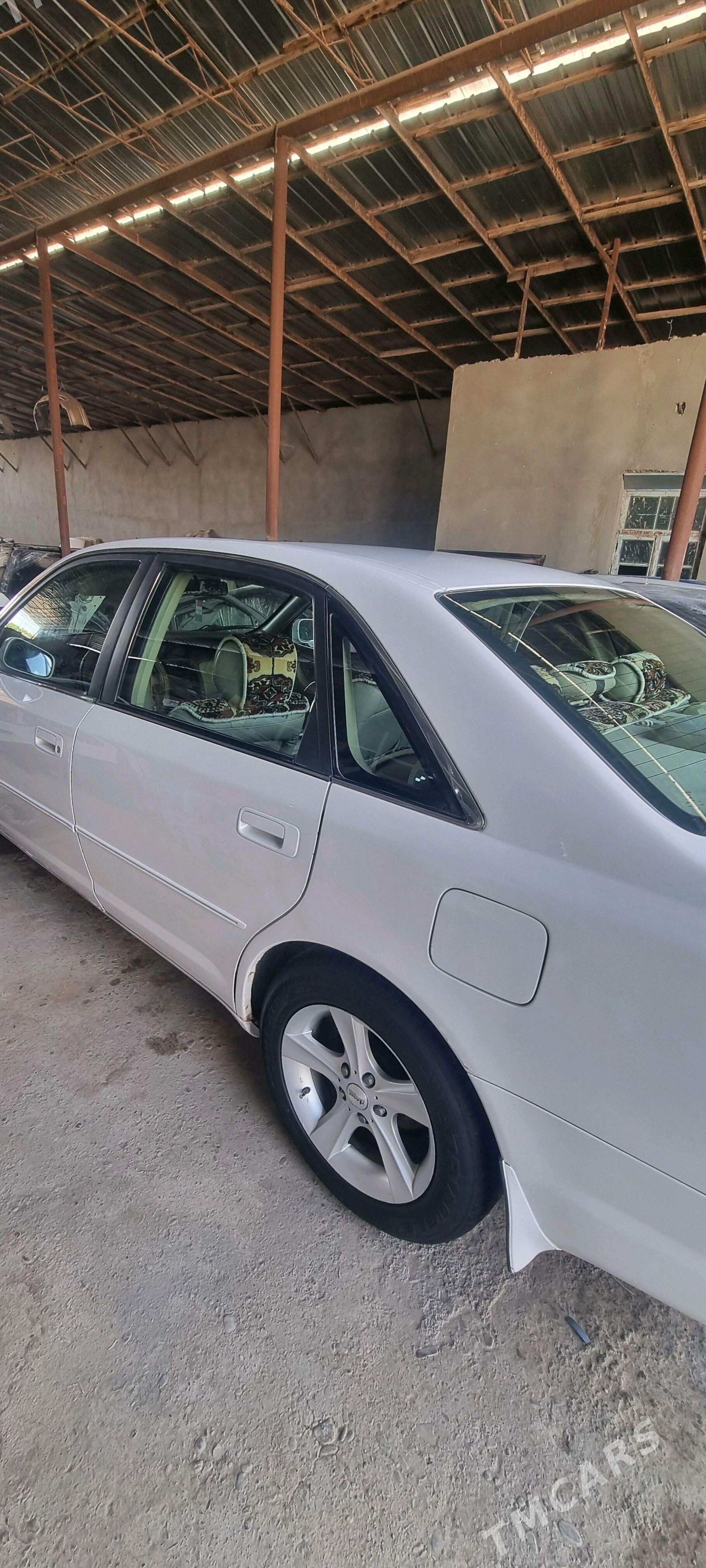 Toyota Avalon 2002 - 170 000 TMT - Мары - img 1