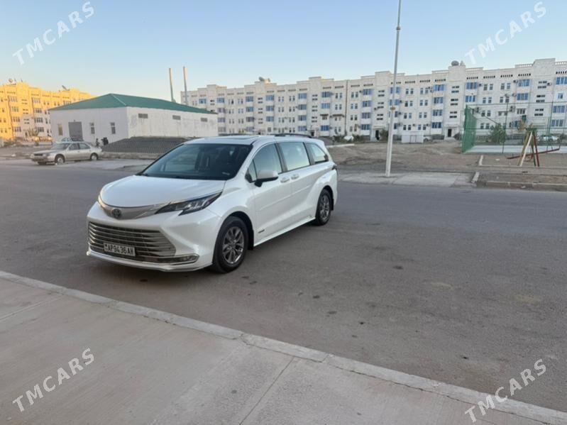 Toyota Sienna 2021 - 510 000 TMT - Ашхабад - img 4