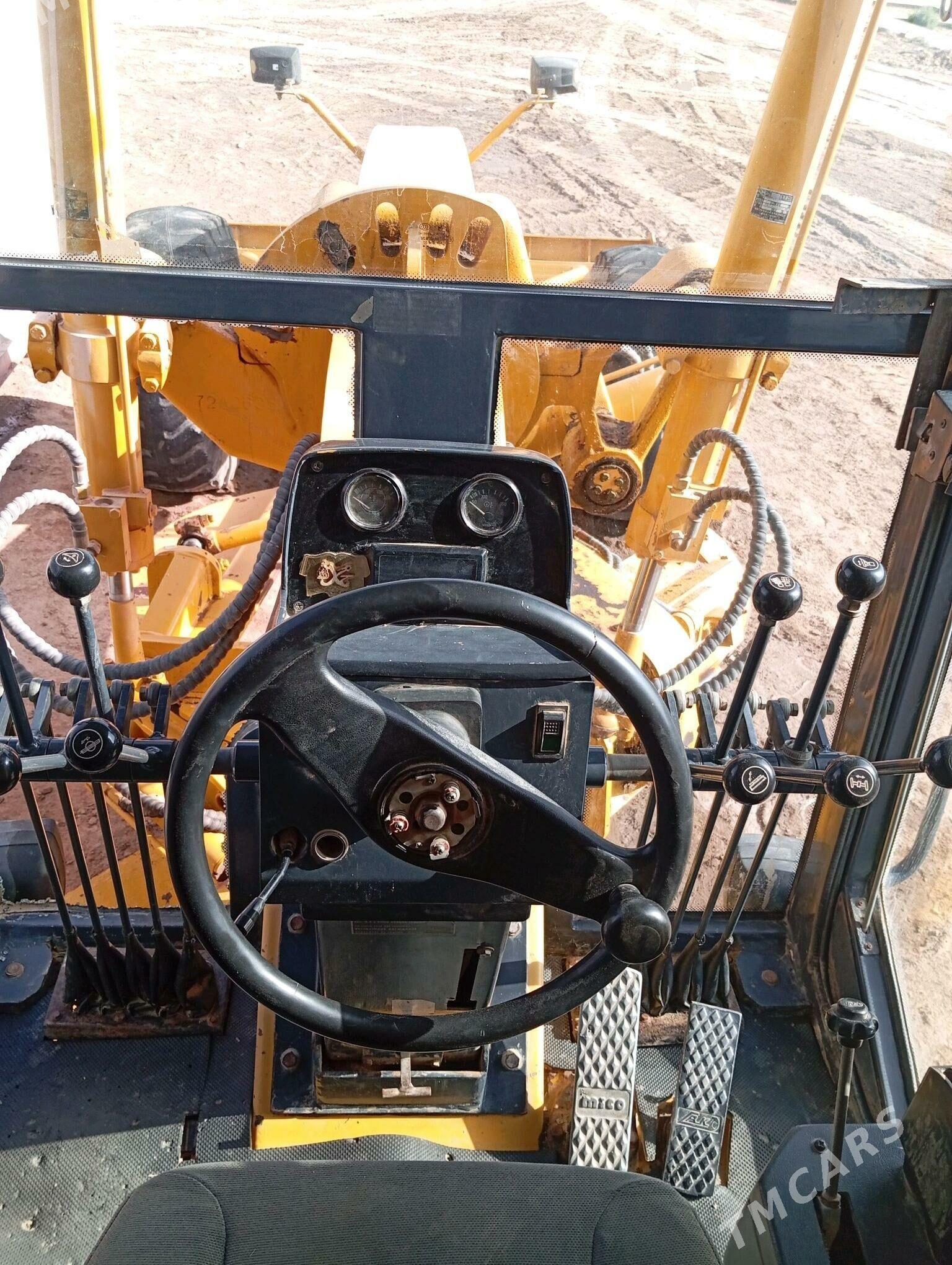 LiuGong CLG 4180D 2013 - 450 000 TMT - Теджен - img 2