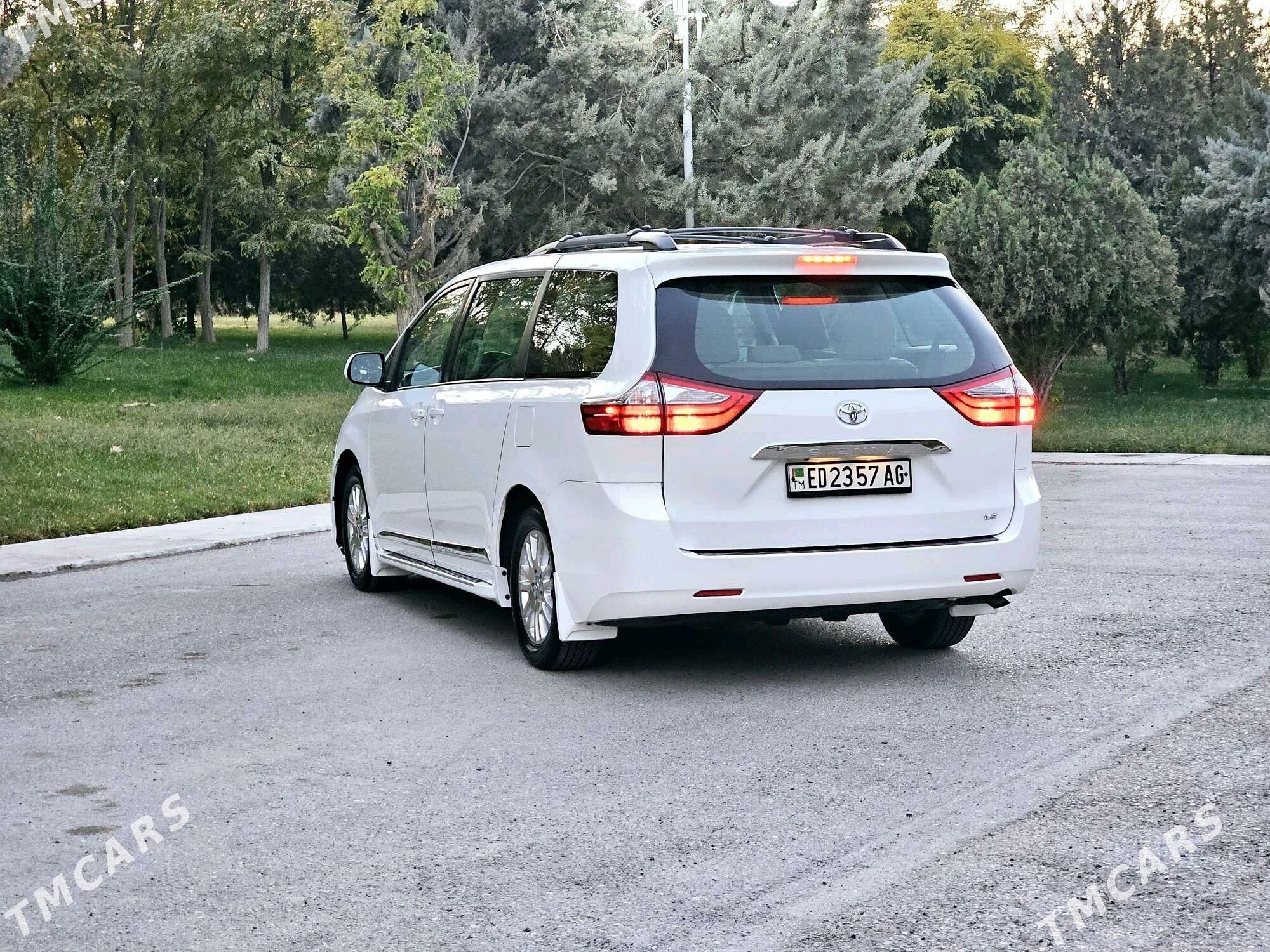 Toyota Sienna 2017 - 375 000 TMT - Ашхабад - img 2