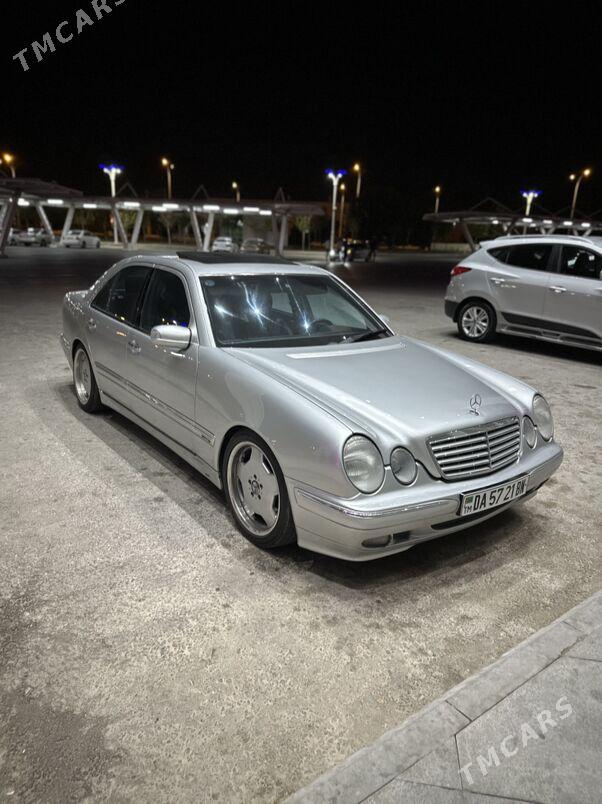 Mercedes-Benz E320 2000 - 130 000 TMT - Balkanabat - img 2
