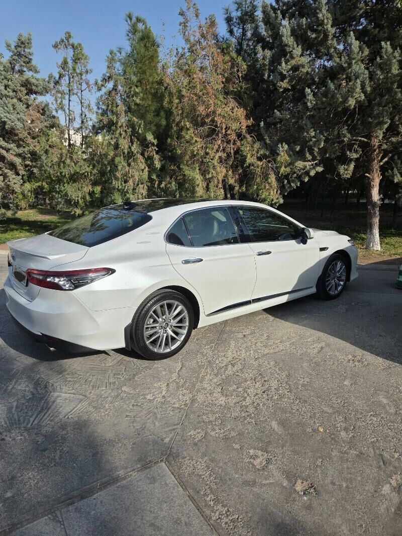 Toyota Camry 2023 - 655 000 TMT - Ашхабад - img 3