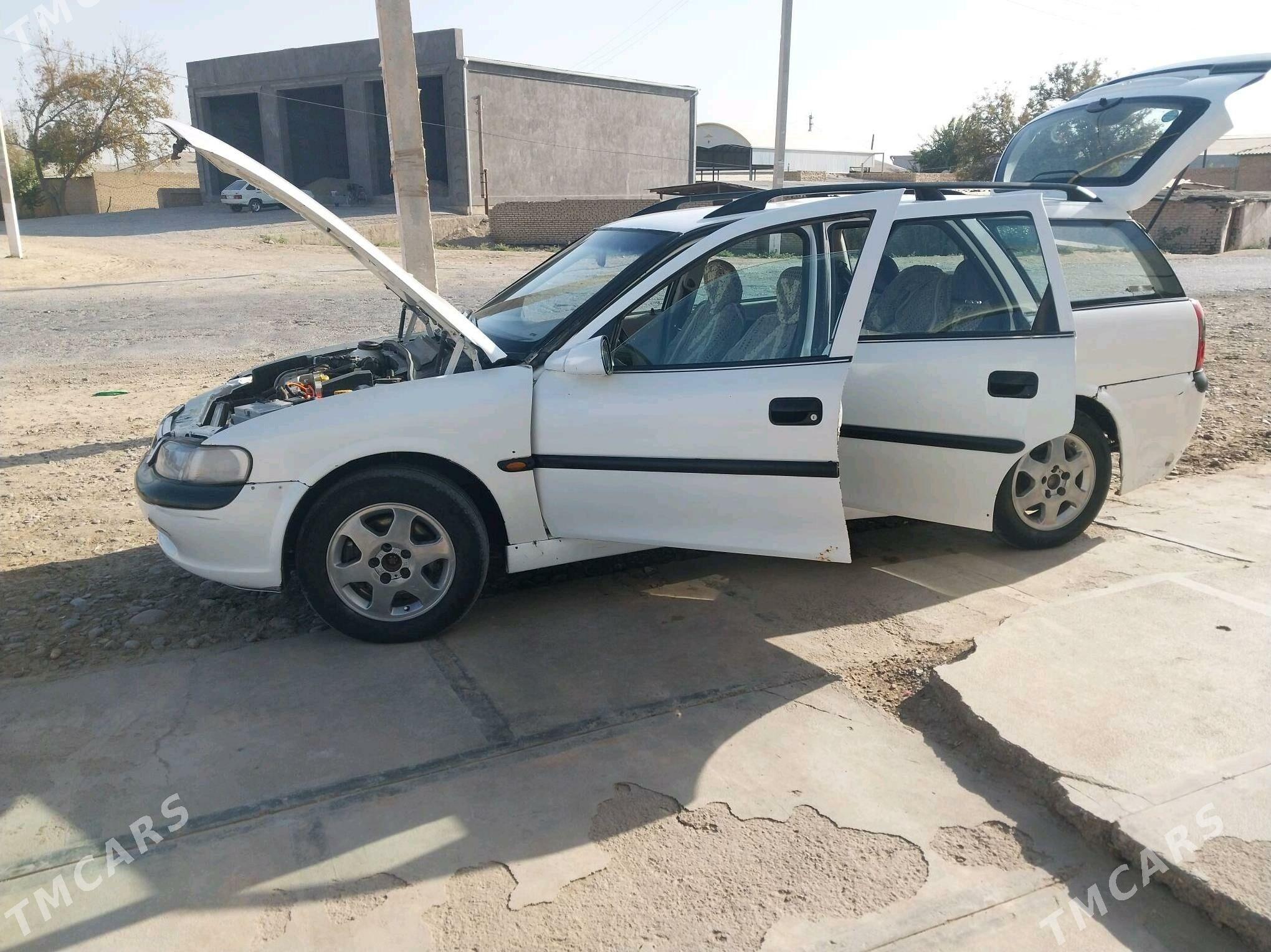 Opel Vectra 1998 - 42 000 TMT - Wekilbazar - img 3