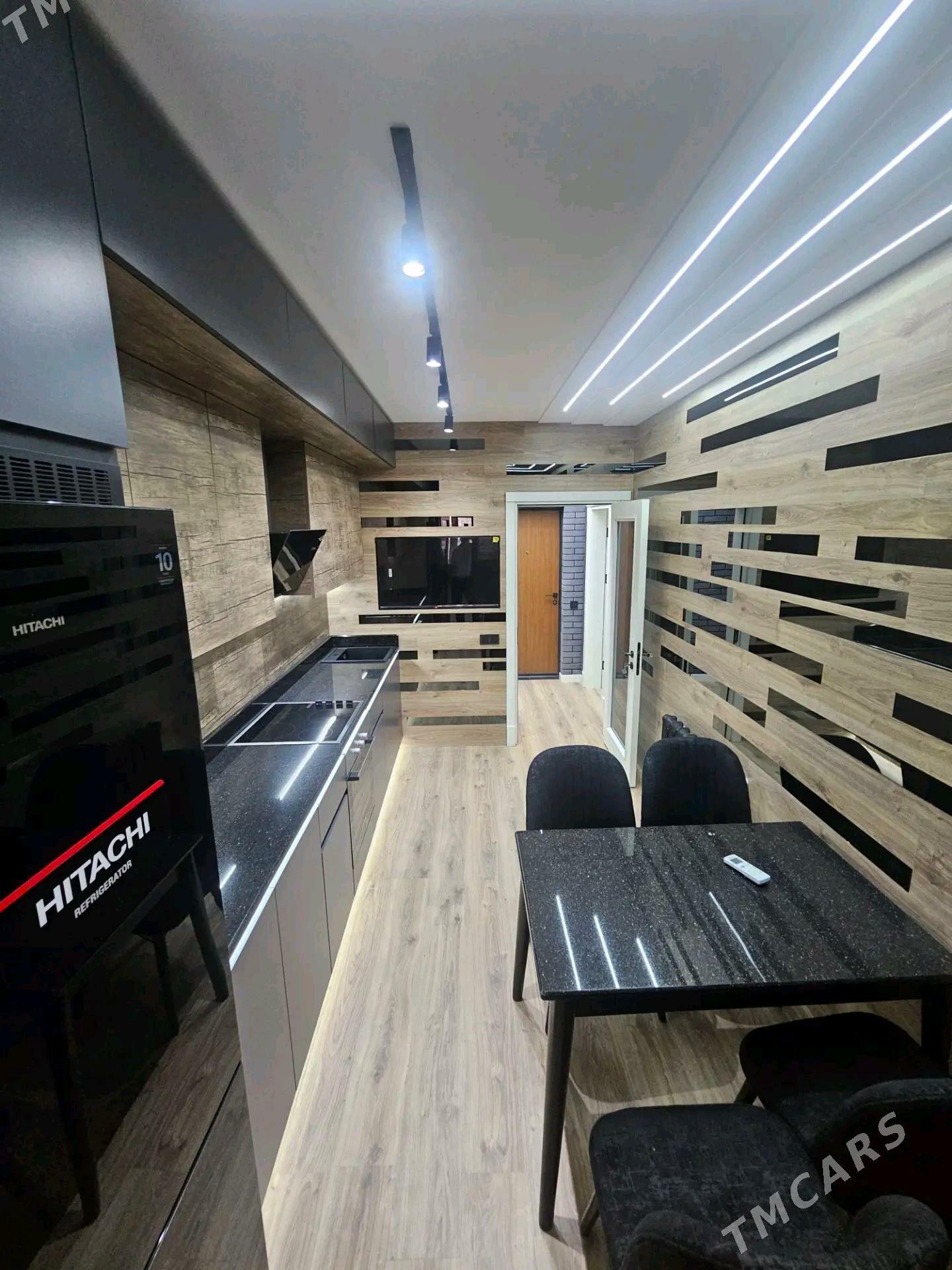 FULL JAY - Гаудан "В" - img 1