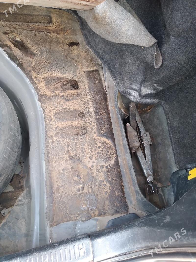 Toyota Camry 1998 - 150 000 TMT - Кёнеургенч - img 9