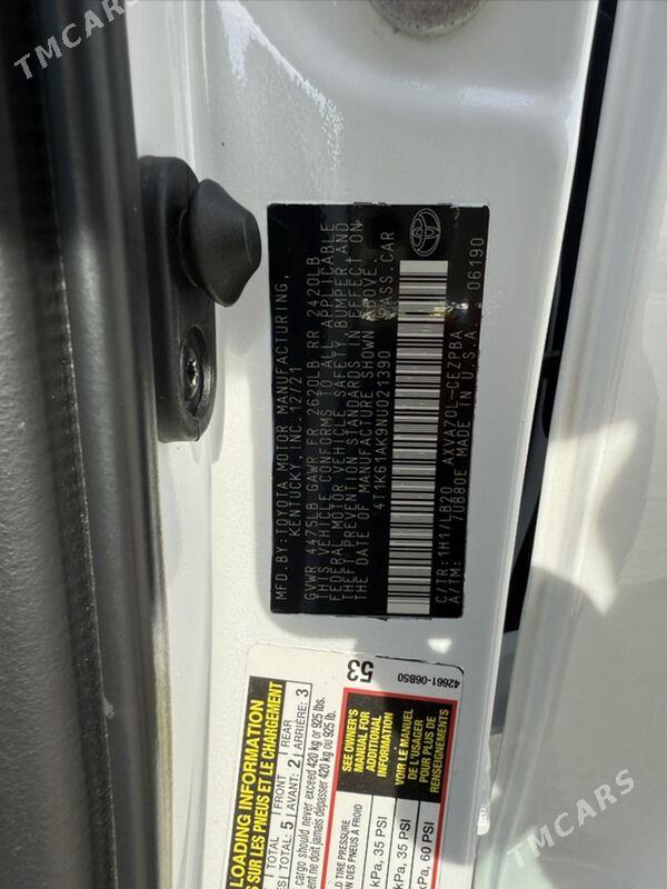 Toyota Camry 2021 - 290 000 TMT - Aşgabat - img 3