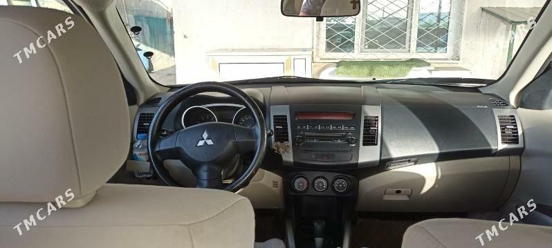 Mitsubishi Outlander 2011 - 190 000 TMT - Ашхабад - img 4
