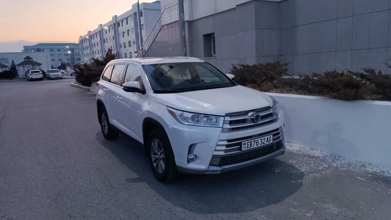 Toyota Highlander 2019 - 530 000 TMT - Ашхабад - img 9