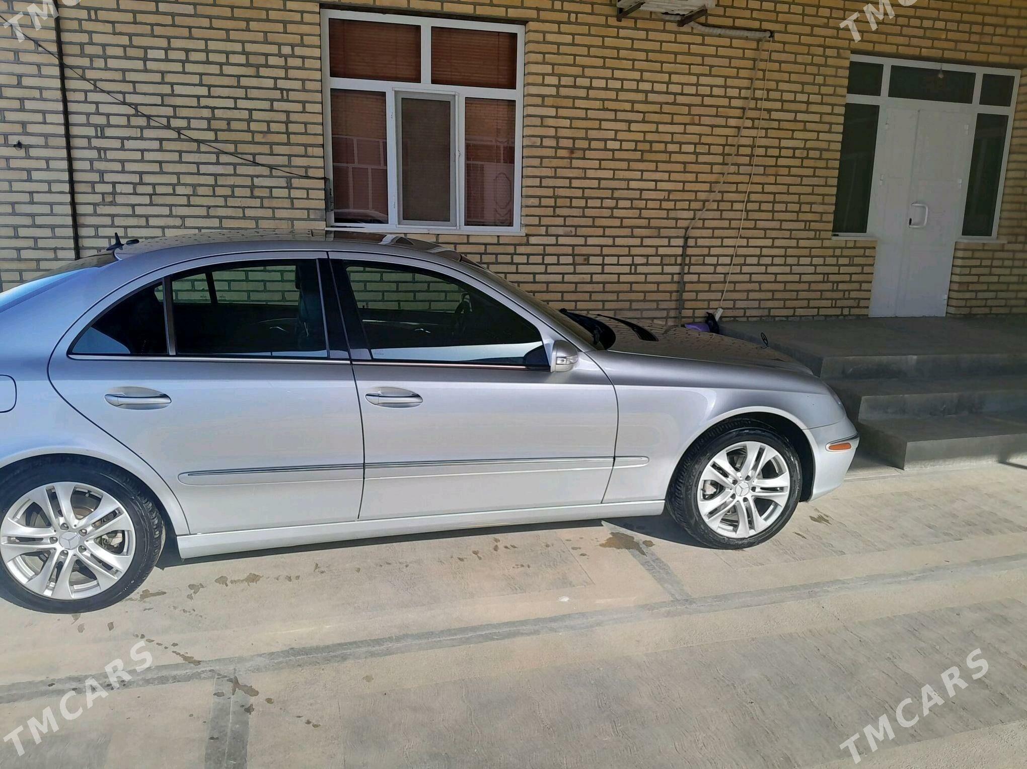 Mercedes-Benz E350 2006 - 130 000 TMT - Murgap - img 1