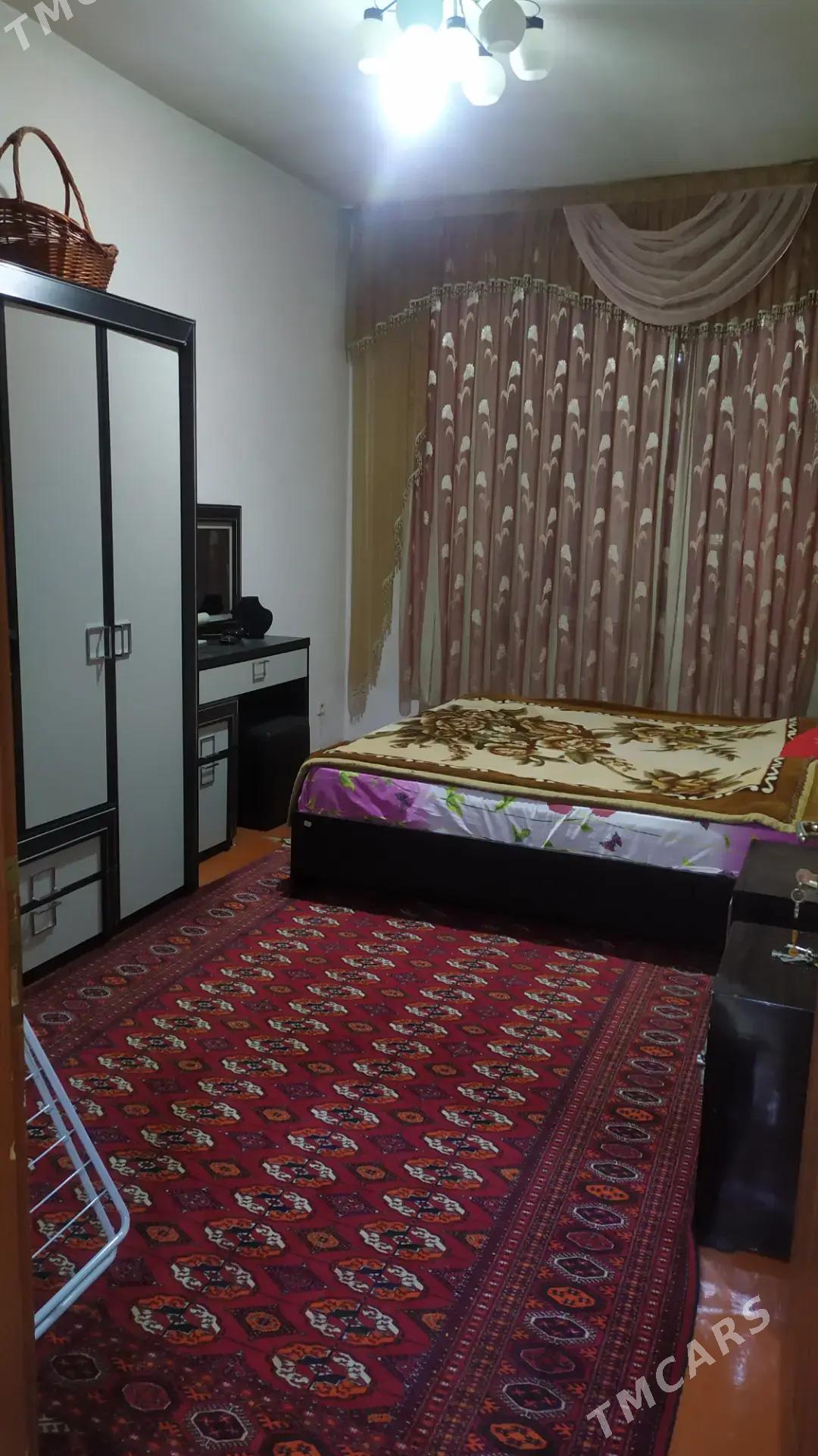 Аренда 3ком, 3/3 этаж - Ашхабад - img 1