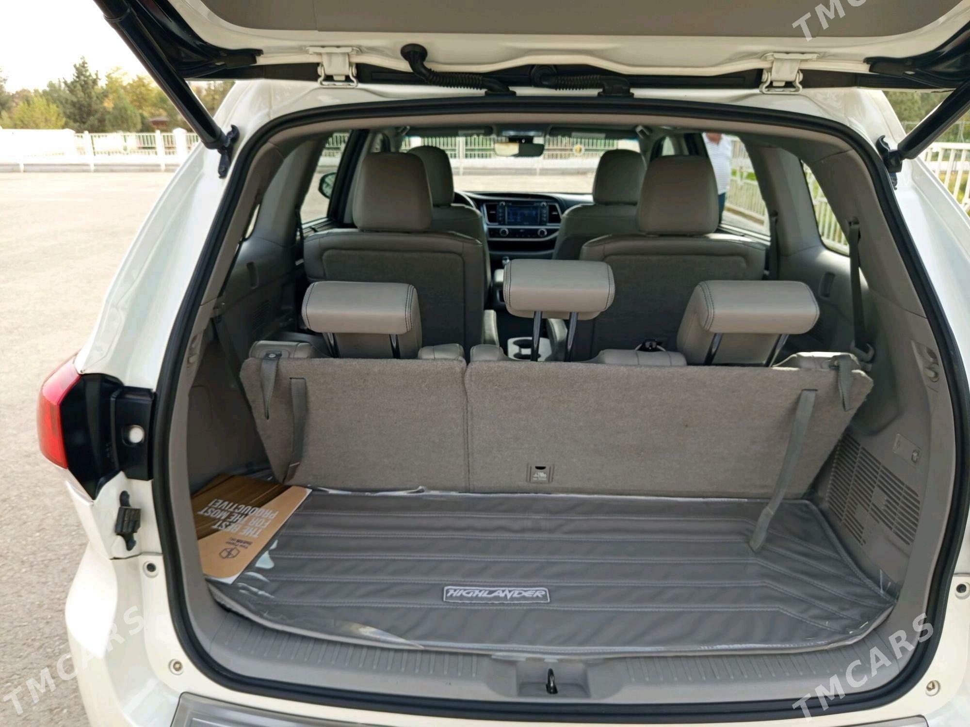 Toyota Highlander 2018 - 490 000 TMT - Ашхабад - img 8