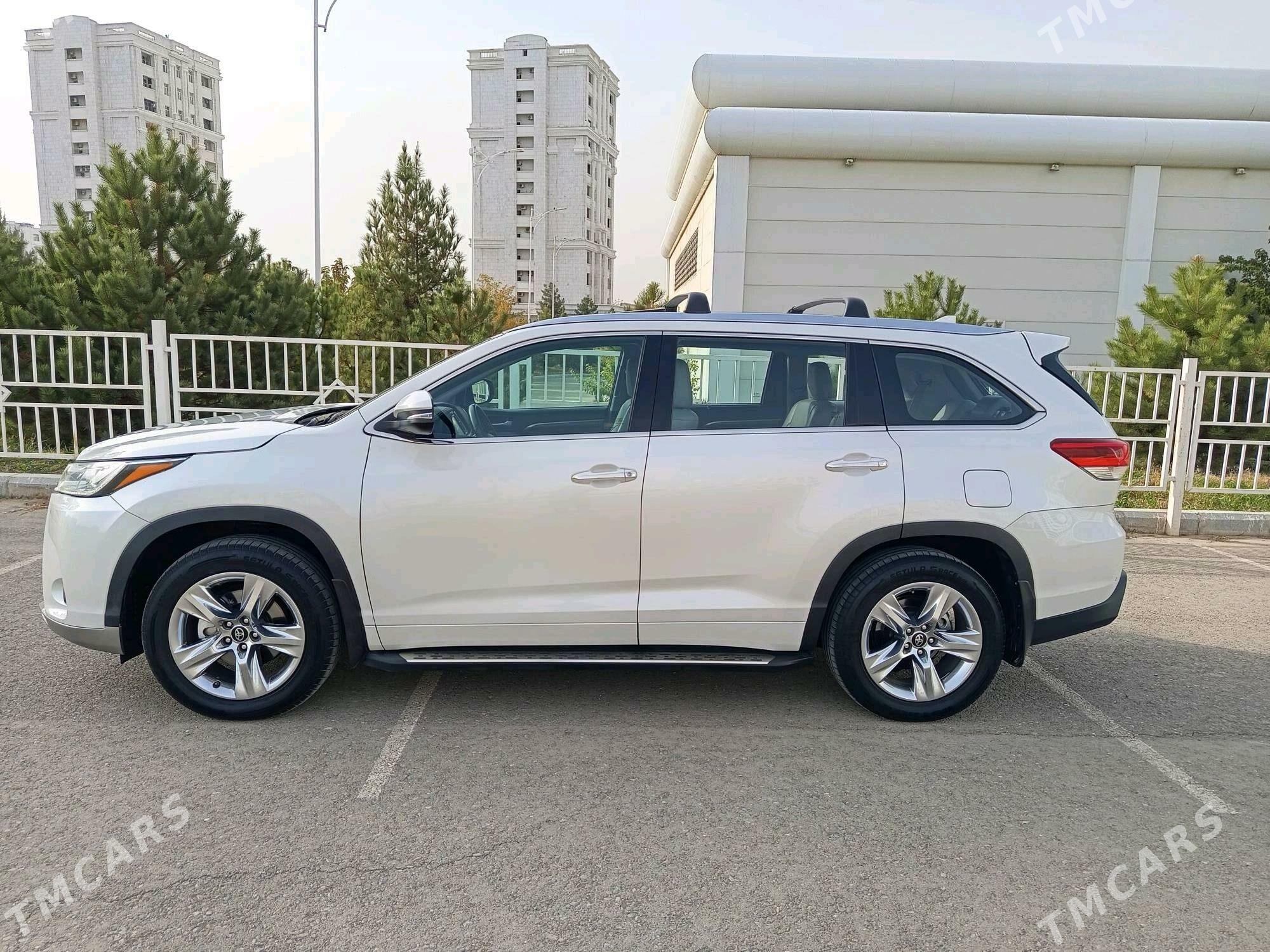 Toyota Highlander 2018 - 490 000 TMT - Ашхабад - img 4