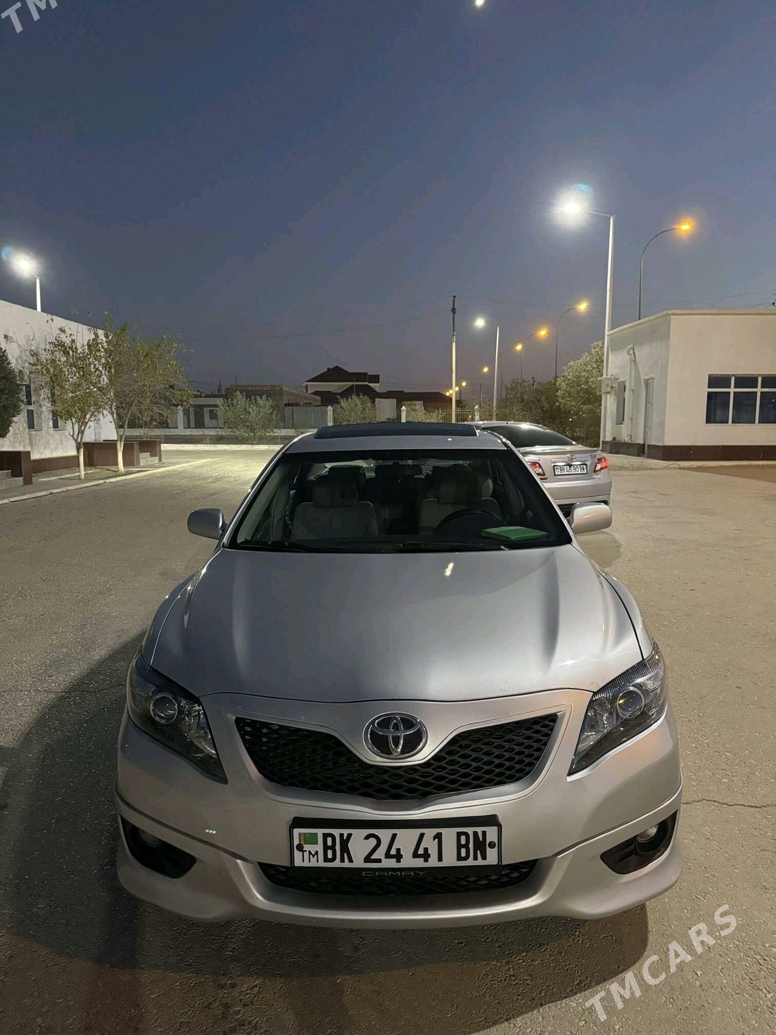 Toyota Camry 2008 - 200 000 TMT - Гумдаг - img 4