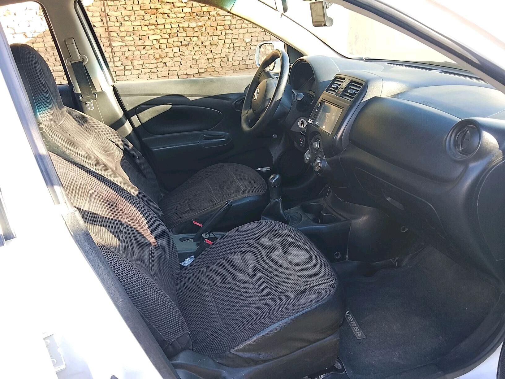 Nissan Versa 2011 - 85 000 TMT - Garadamak - img 6