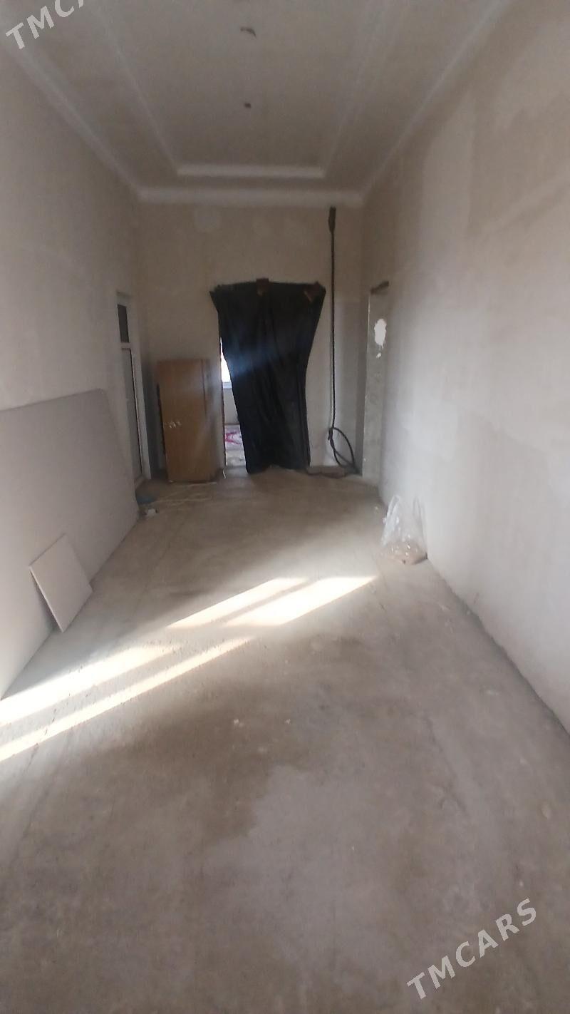 ÄNEW KAROWNIK ARZAN JAÝ - Анев - img 6