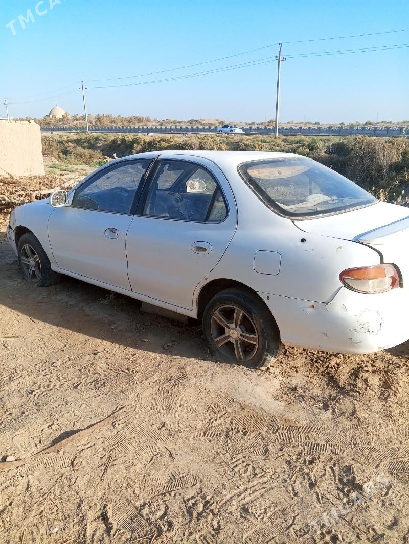 Hyundai Elantra 1996 - 10 000 TMT - Murgap - img 9