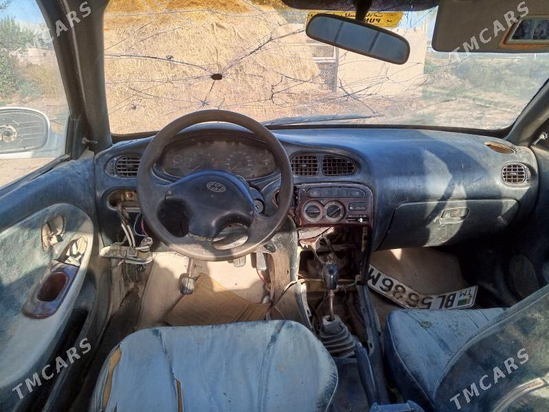 Hyundai Elantra 1996 - 10 000 TMT - Murgap - img 10