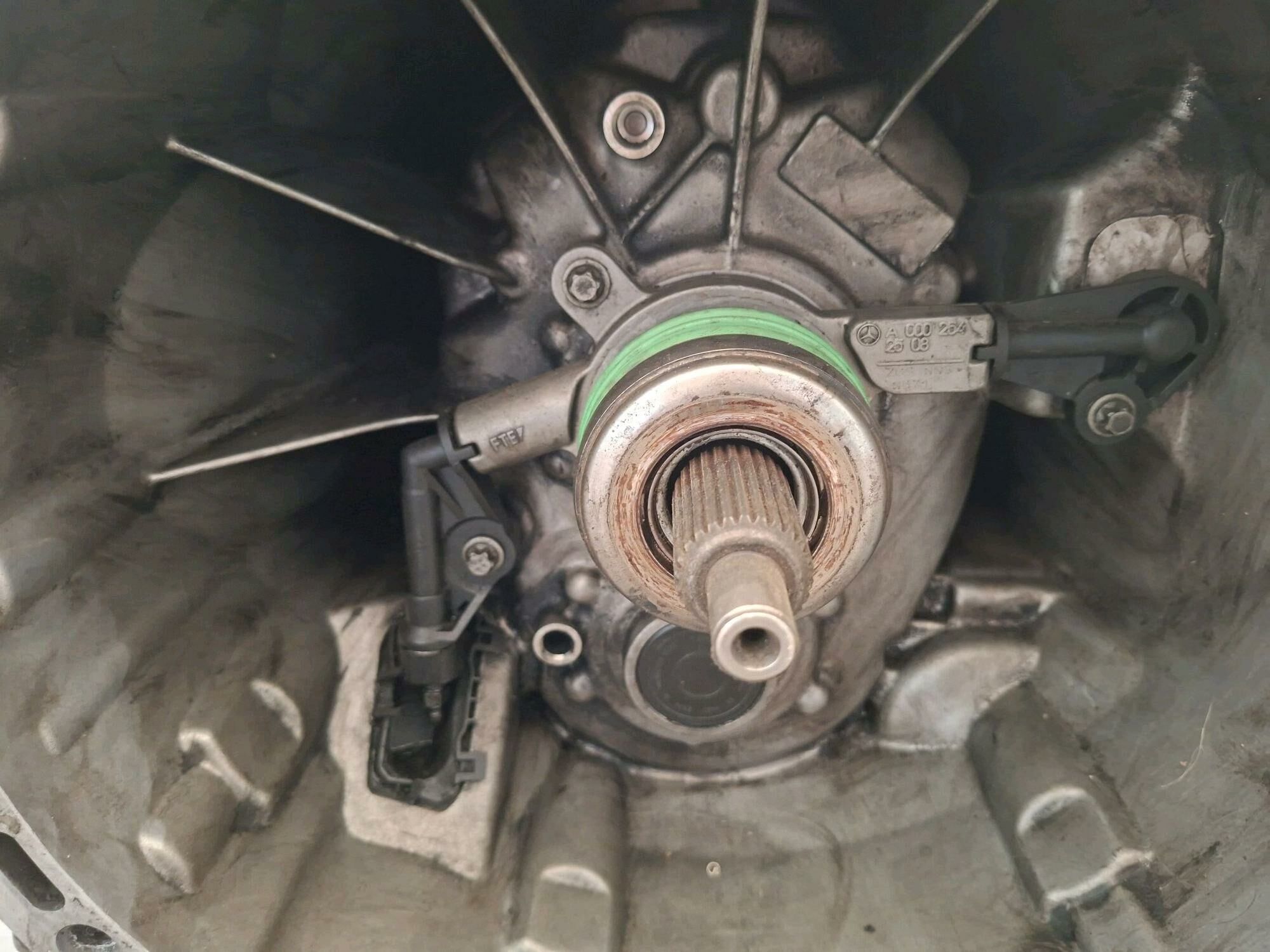 Mersedes-dizel/om-661/karobka 10 000 TMT - Baýramaly - img 3