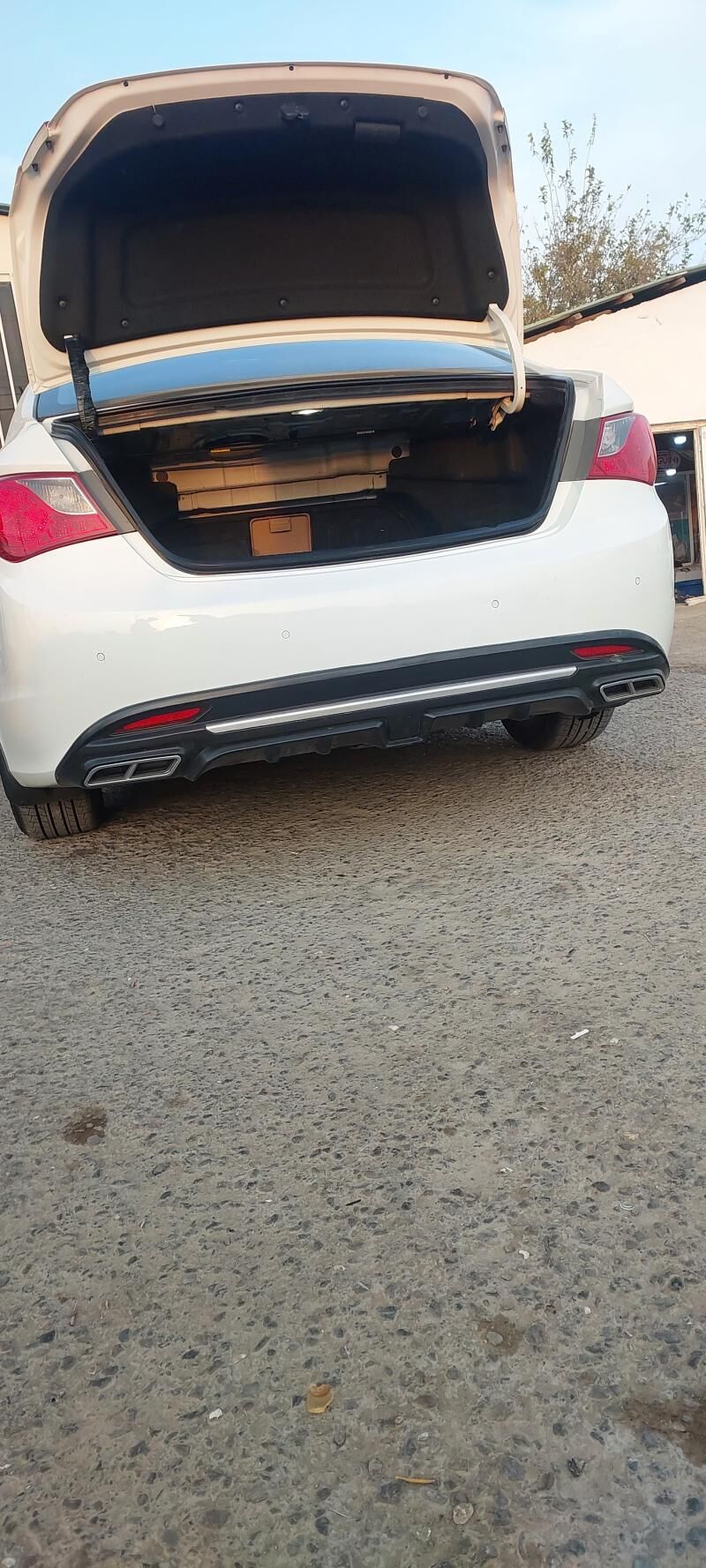 Hyundai Sonata 2011 400 TMT - Гарадамак Шор - img 1