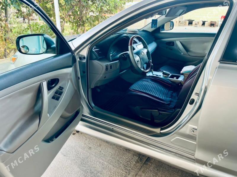 Toyota Camry 2011 - 175 000 TMT - Мургап - img 4