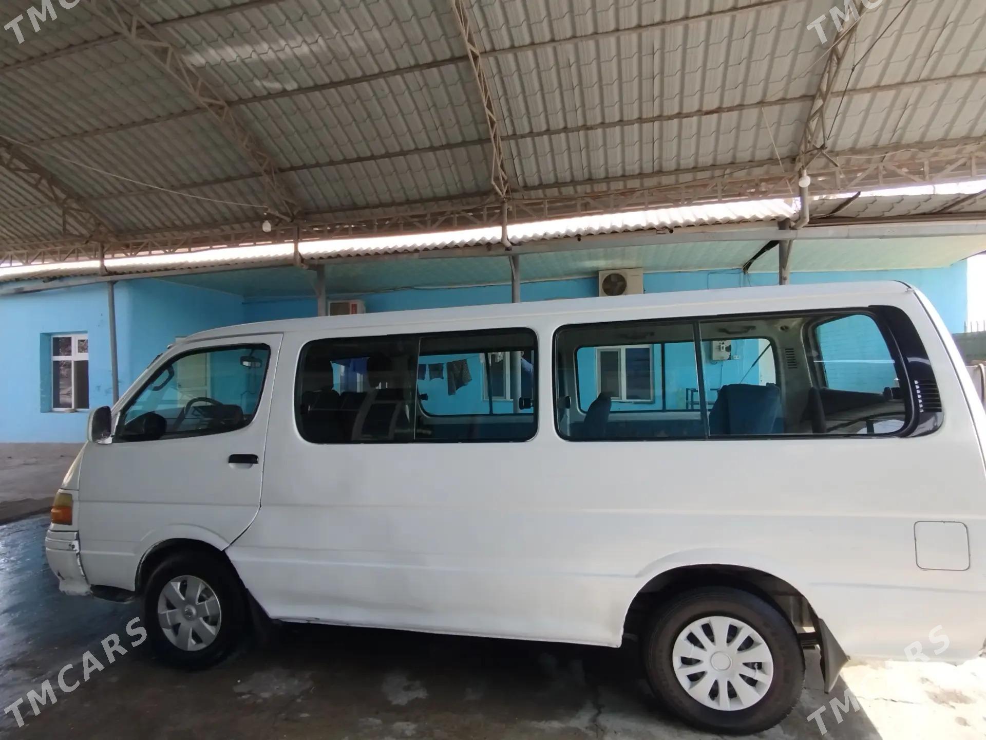 Toyota Hiace 2001 - 90 000 TMT - Ашхабад - img 2