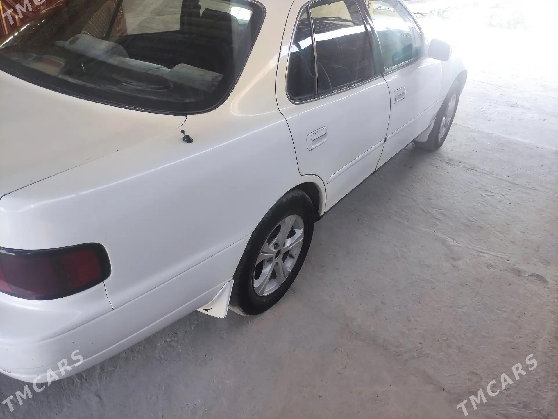 Toyota Camry 1992 - 95 000 TMT - Тагтабазар - img 1