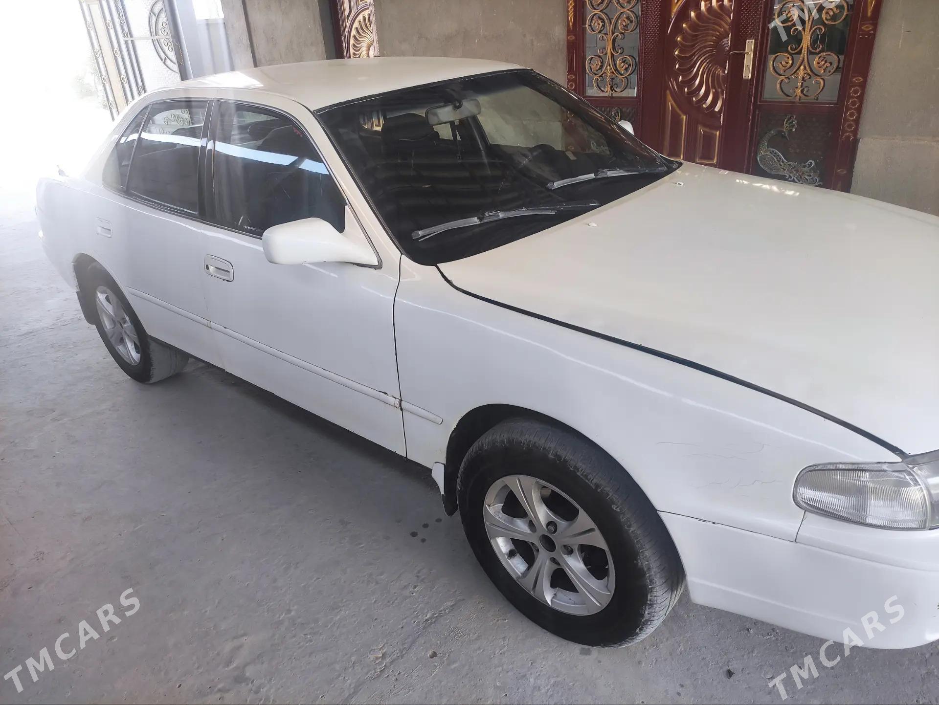 Toyota Camry 1992 - 95 000 TMT - Тагтабазар - img 8