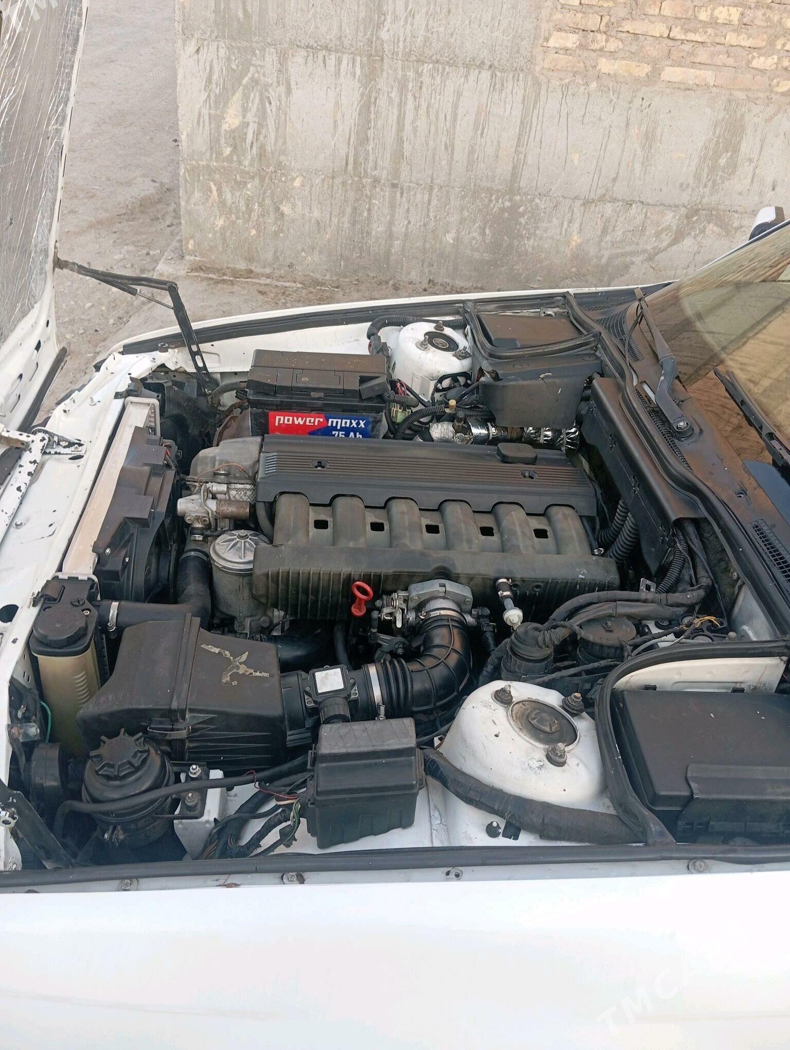 BMW E34 1990 - 60 000 TMT - Туркменабат - img 1