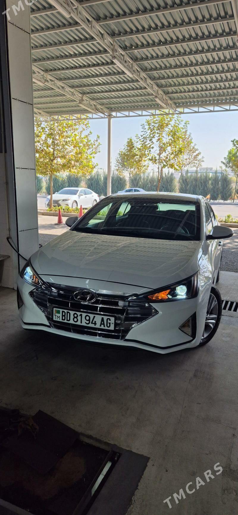 Hyundai Elantra 2020 - 189 000 TMT - Кëши - img 1