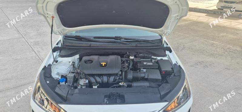 Hyundai Elantra 2020 - 189 000 TMT - Кëши - img 8