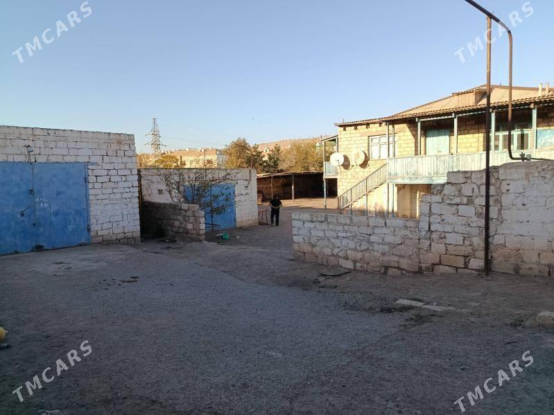 "Asuda emlak" satlyk jaŷ - Türkmenbaşy - img 1