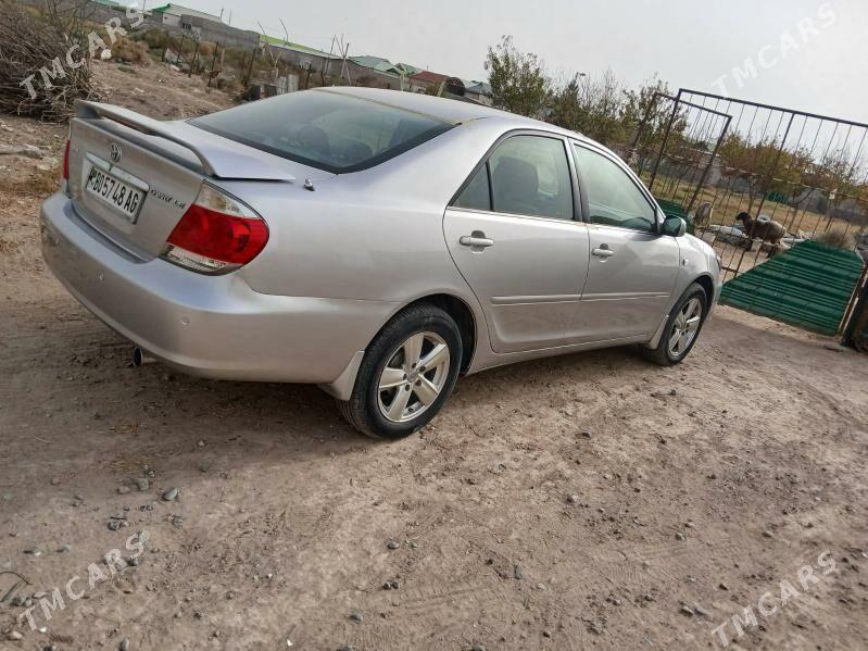 Toyota Camry 2004 - 170 000 TMT - Büzmeýin - img 3