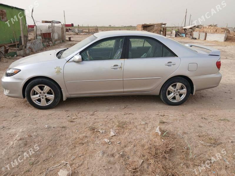 Toyota Camry 2004 - 170 000 TMT - Büzmeýin - img 5