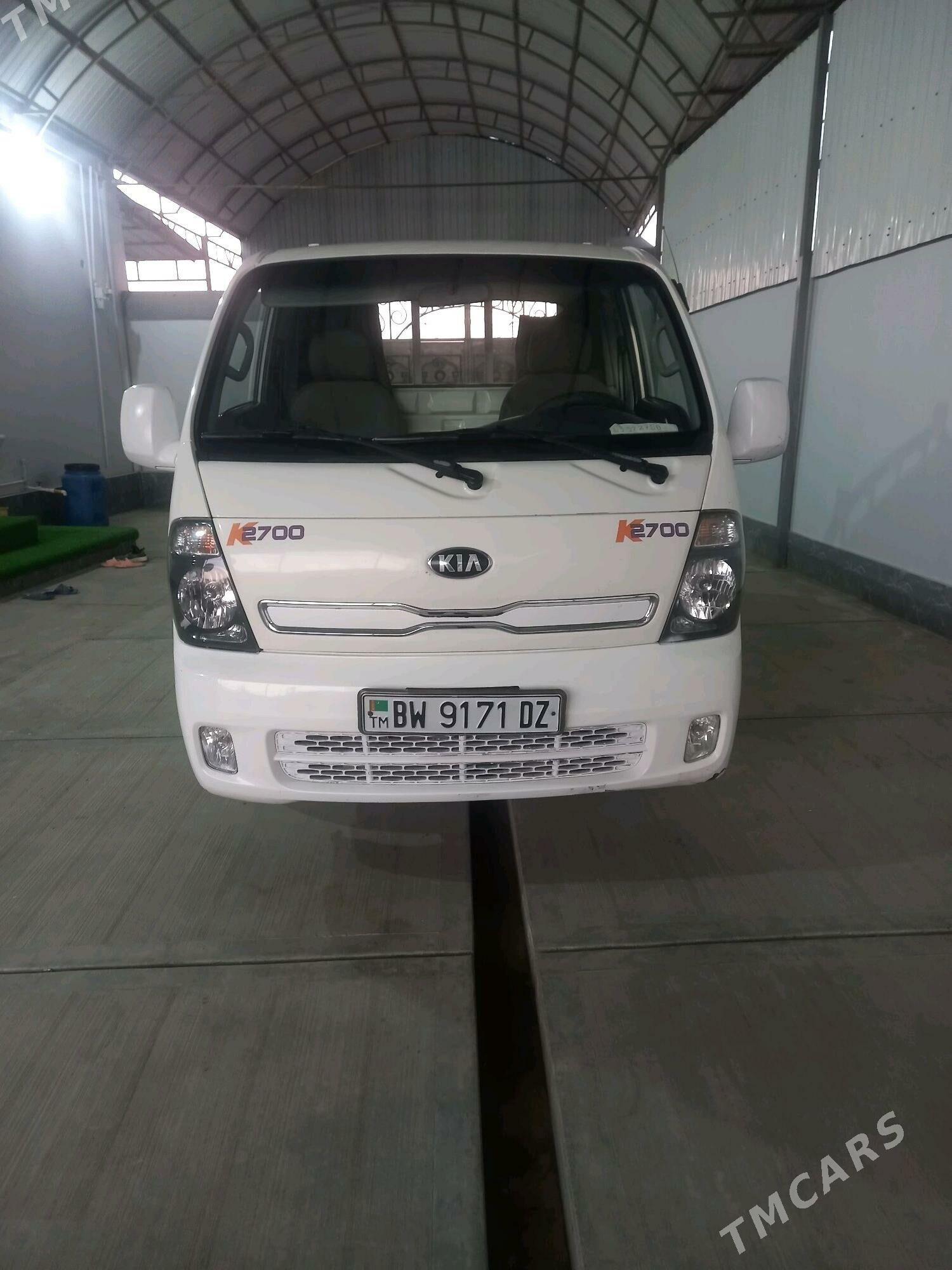 Kia Bongo 2015 - 220 000 TMT - Daşoguz - img 6