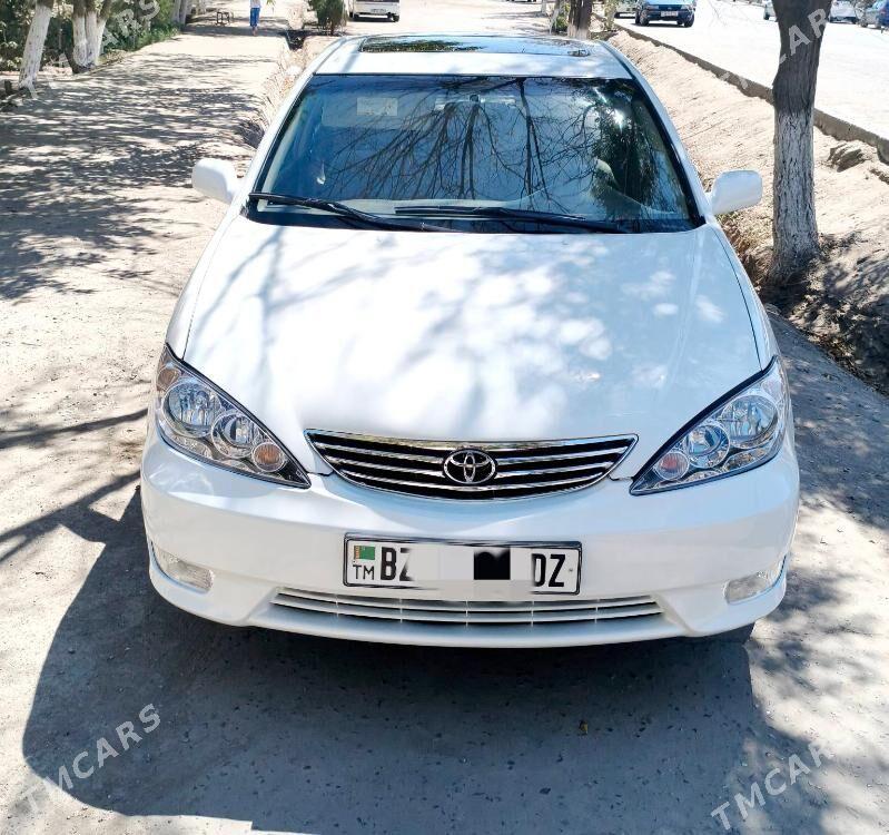 Toyota Camry 2002 - 170 000 TMT - Дашогуз - img 4