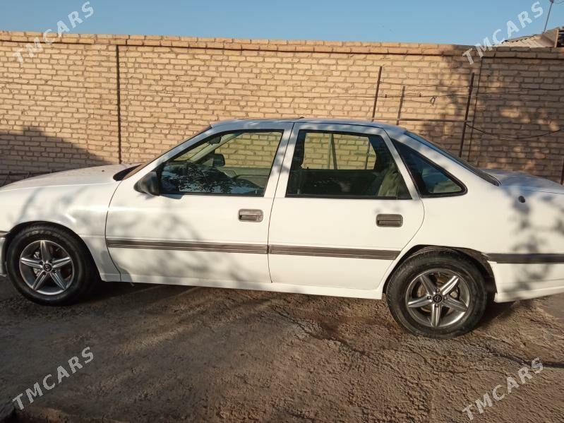 Opel Vectra 1989 - 38 000 TMT - Туркменабат - img 1