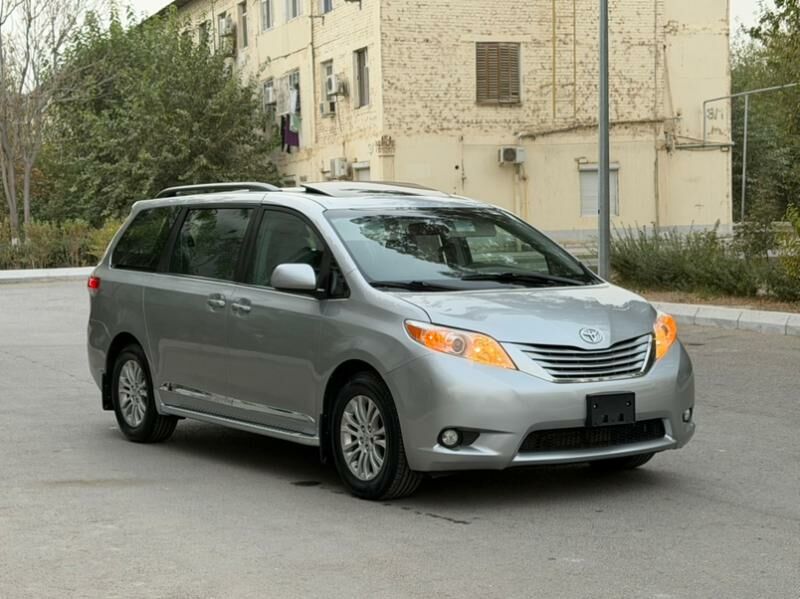 Toyota Sienna 2015 - 352 000 TMT - Ашхабад - img 4