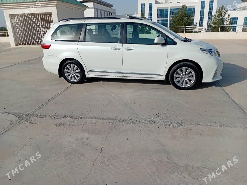Toyota Sienna 2018 - 395 000 TMT - Ашхабад - img 4