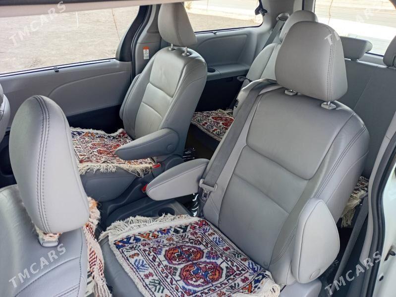 Toyota Sienna 2018 - 395 000 TMT - Ашхабад - img 6