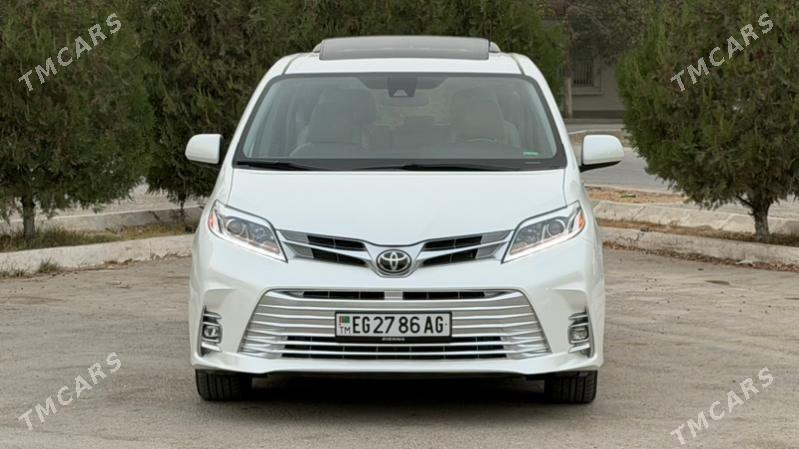 Toyota Sienna 2020 - 550 000 TMT - ул. Подвойского (Битарап Туркменистан шаёлы) - img 1