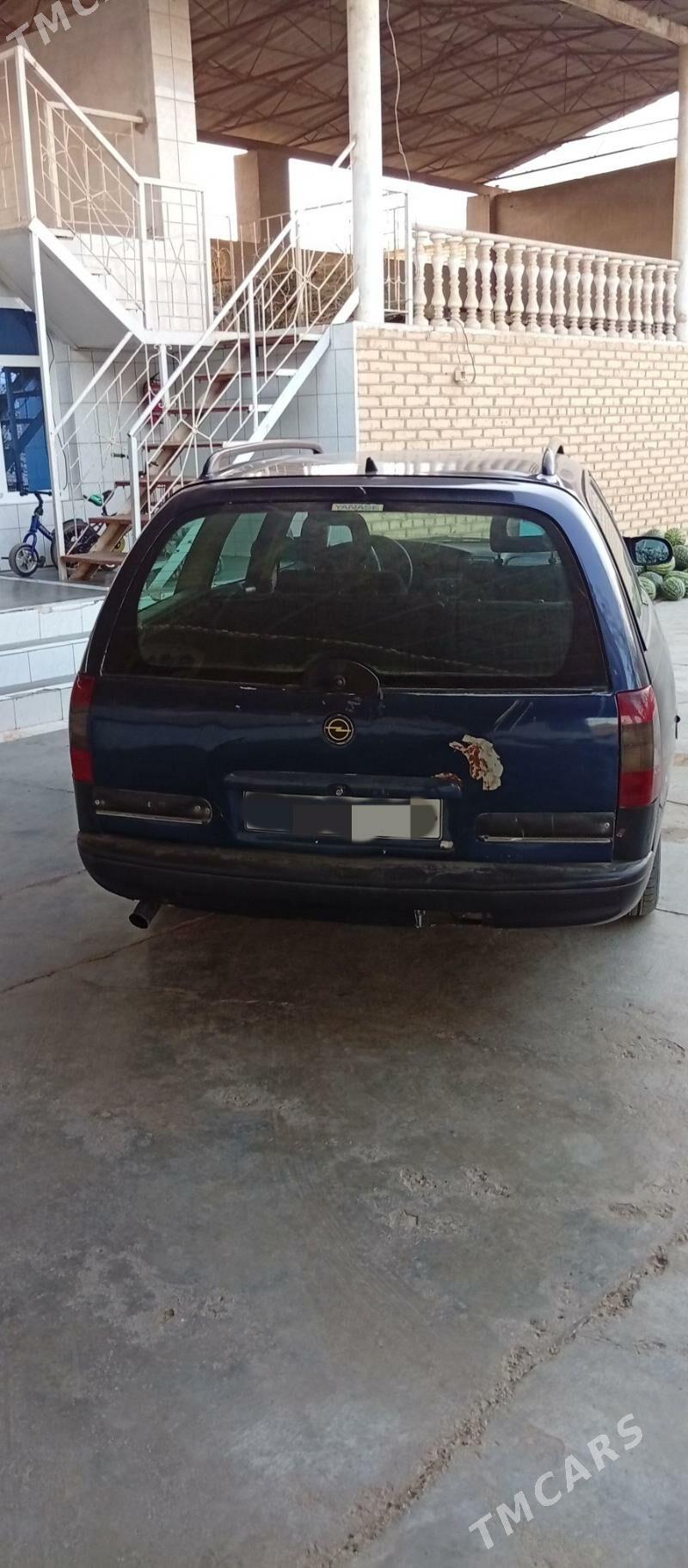 Opel Omega 1997 - 25 000 TMT - Sakarçäge - img 5