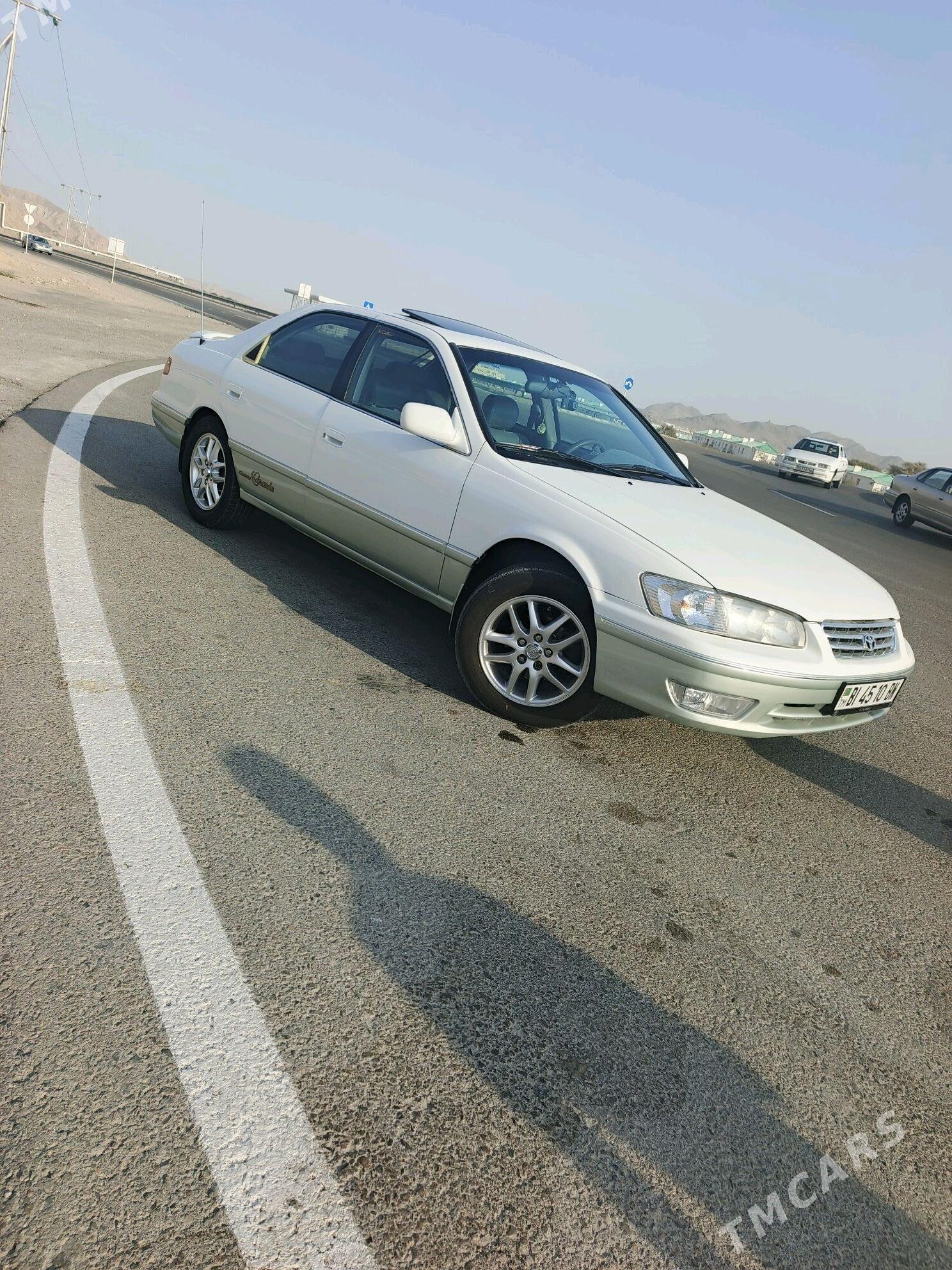 Toyota Camry 2000 - 180 000 TMT - Туркменбаши - img 2