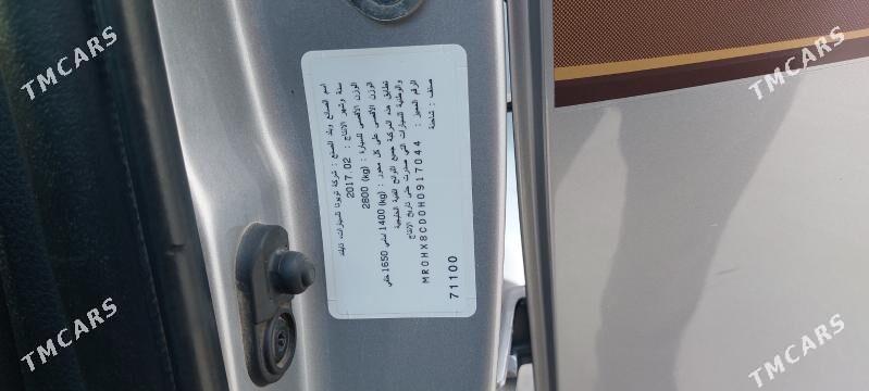 Toyota Hilux 2017 - 520 000 TMT - Bäherden - img 8