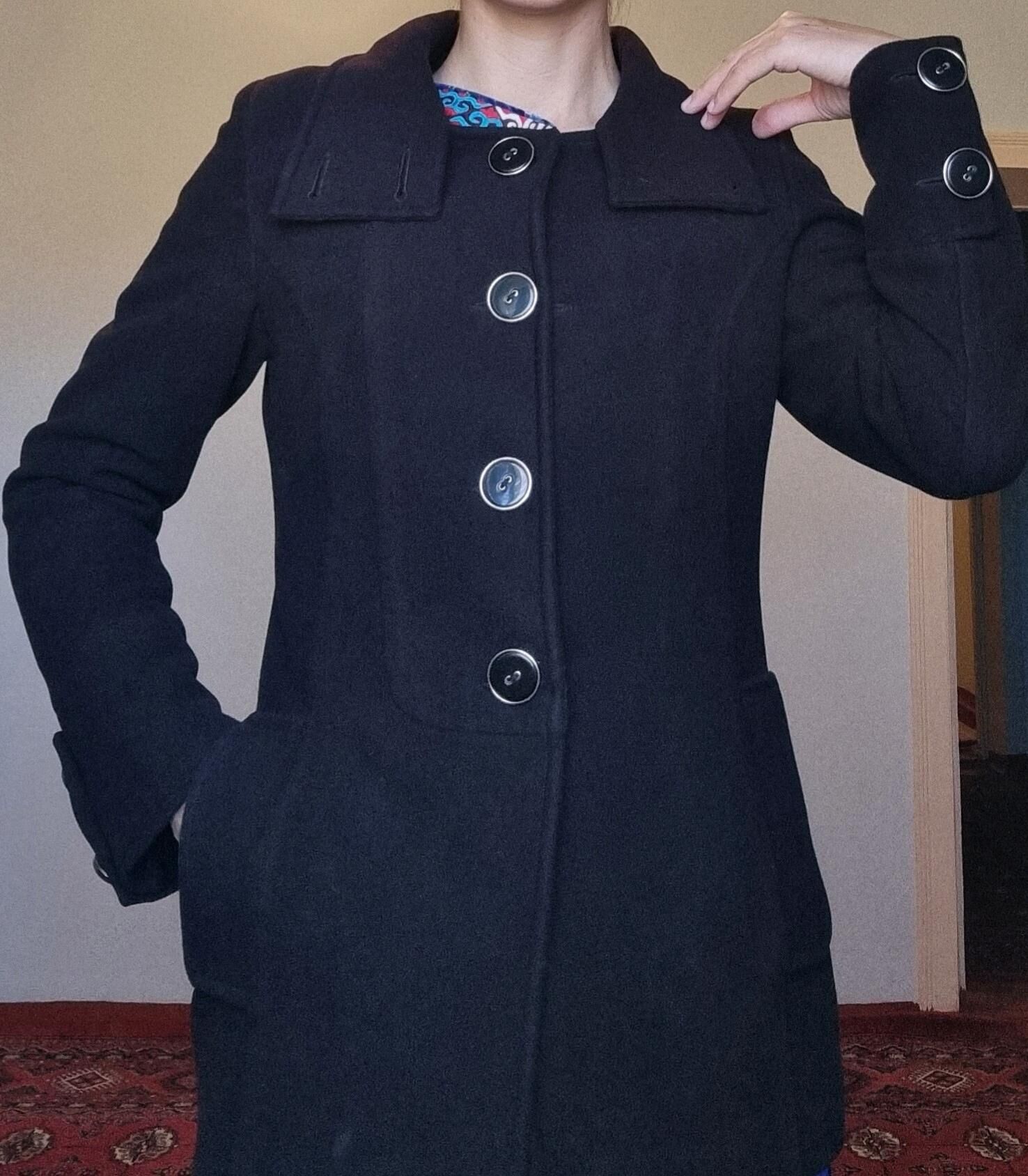 Palto, kostýum - Türkmenbaşy etr. - img 1